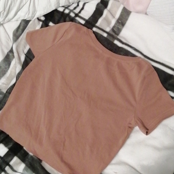 Knotted crop top - Picture 4 of 5